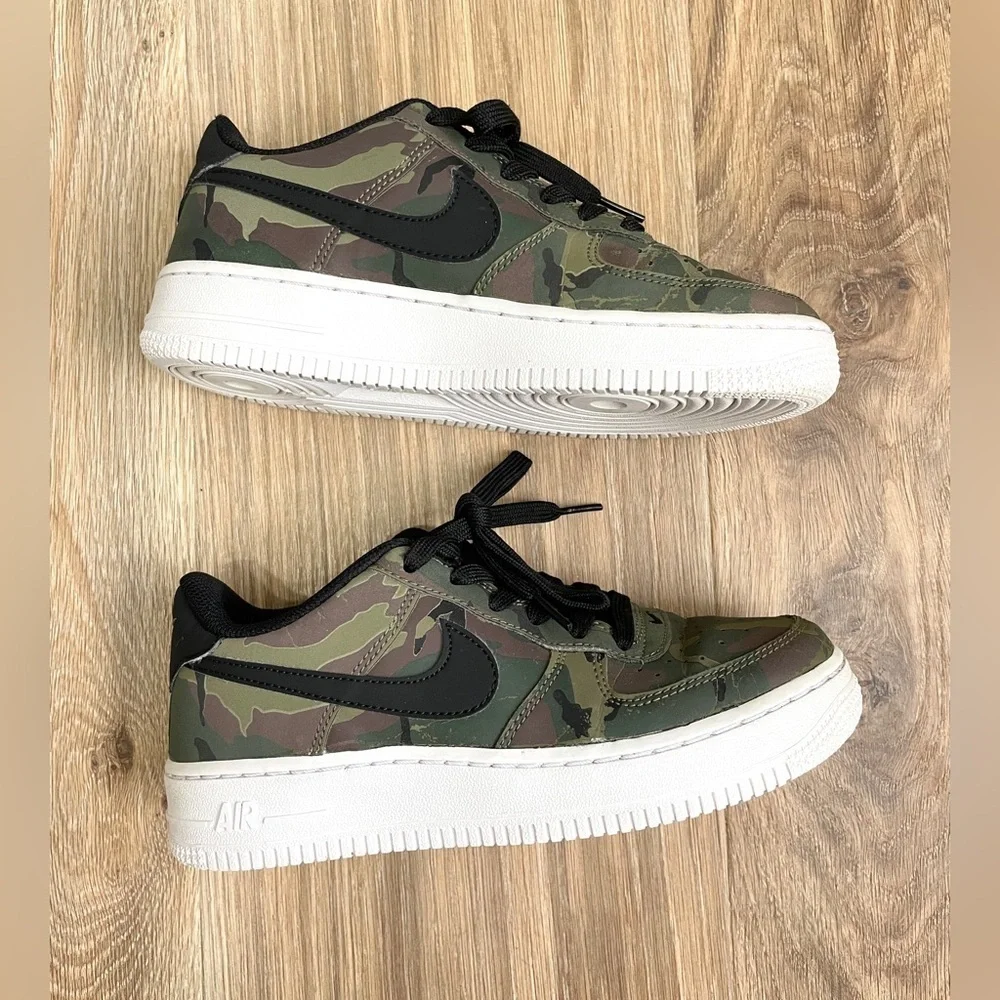 Air Force 1 LV8 GS Forest Camo Youth 4Y EUC